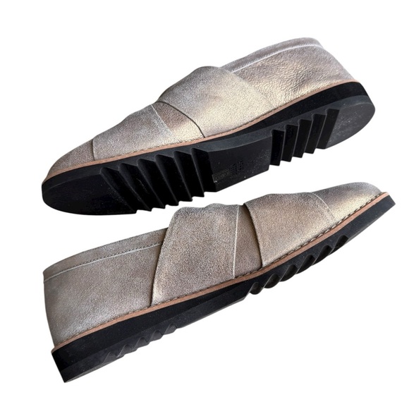 Eileen Fisher - Enna Twisted Metallic Leather Loafers Women’s Sz 10 - Picture 9 of 10